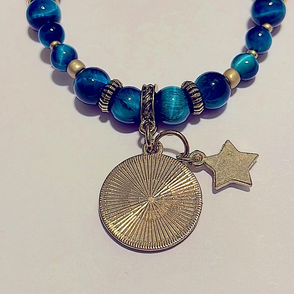 Cats Eye, Lava Stone, Amulet & Charm Bracelet - Picture 2 of 12